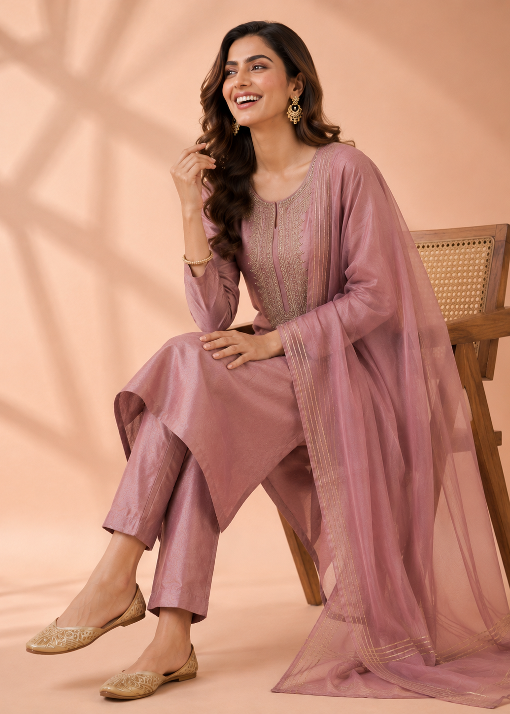 Luxury Dusty Rose Embroidered Kurta Pant Dupatta Set