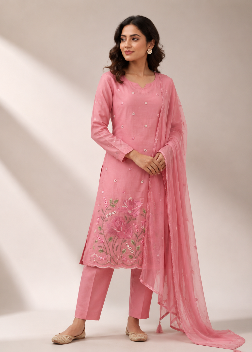 Blush Pink Mul Chanderi Embroidered Kurta Pant Set with Net Dupatta