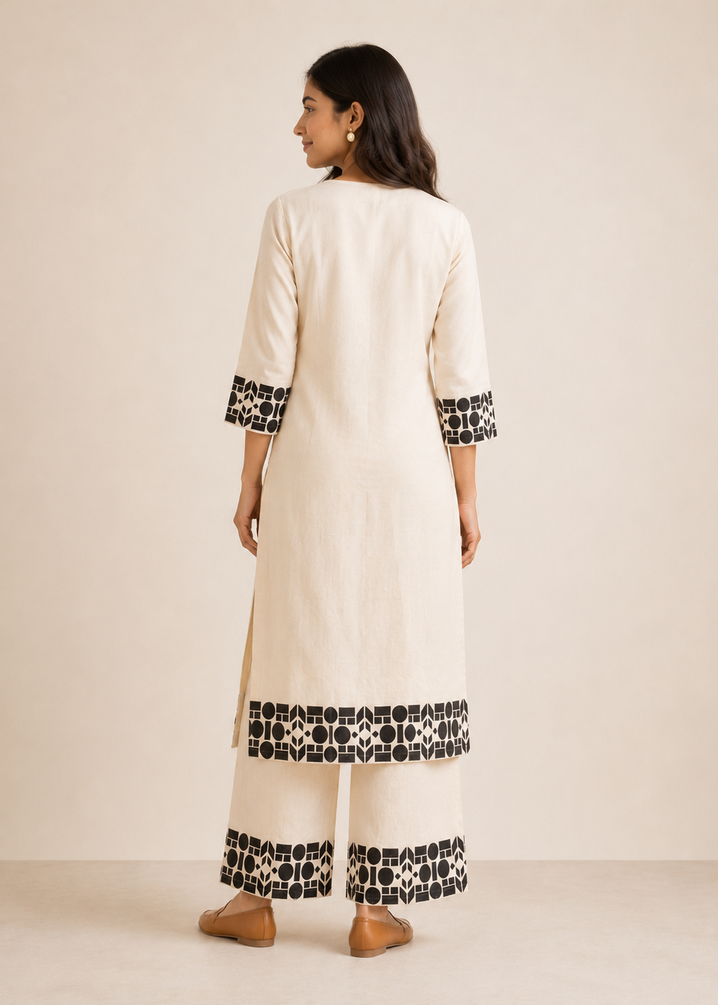 Ivory White Geometric Printed Kurta Pant Set for Women