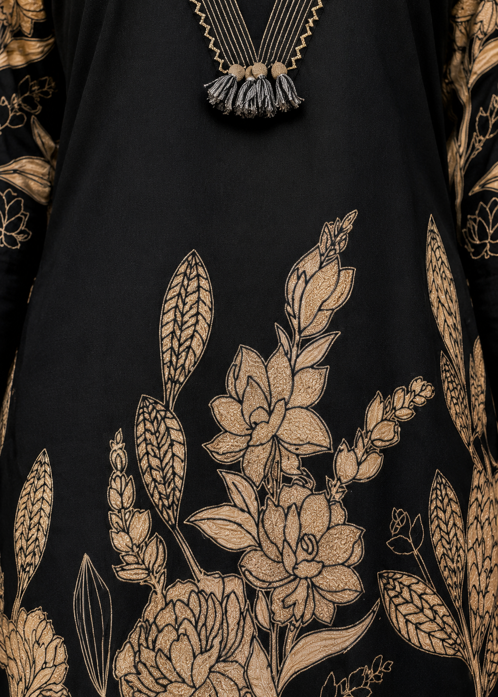 Elegant Black Floral Ethnic Kurta Set with Pants